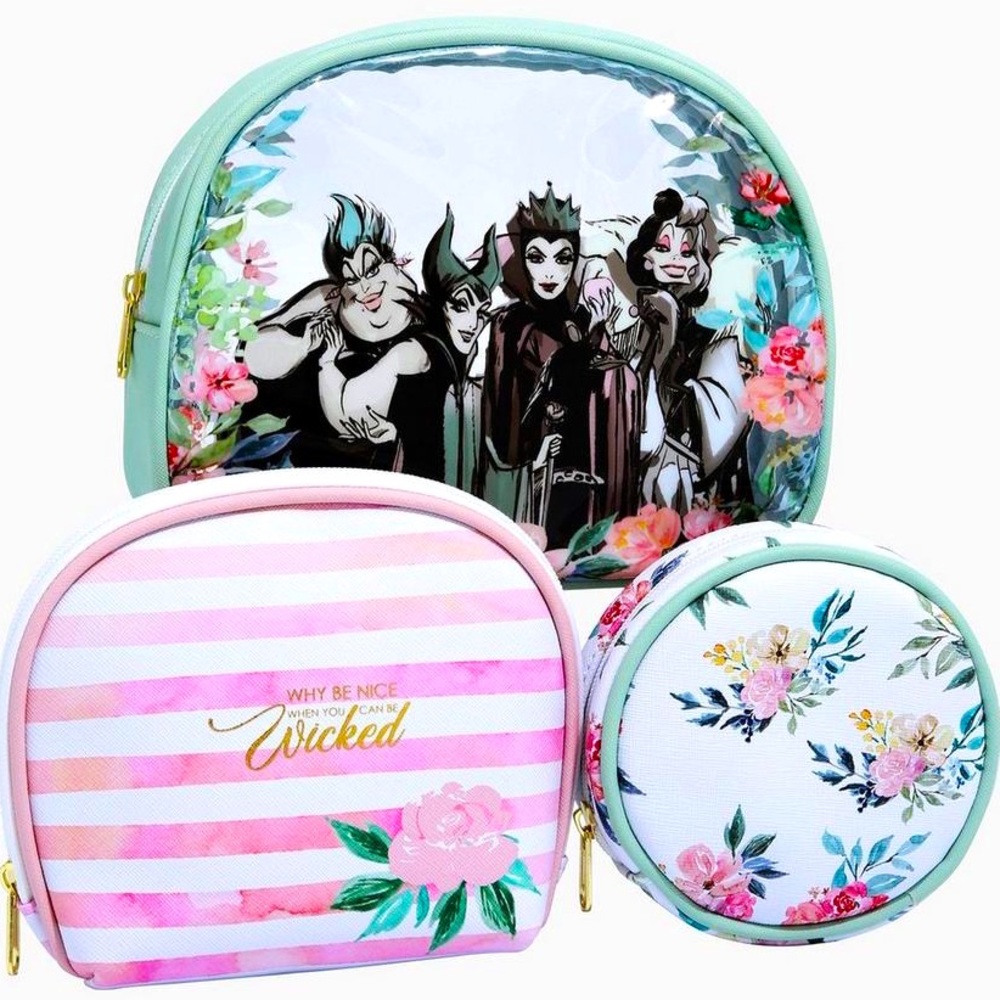 BNWT!✨ Beautiful Disney Villains Makeup Bags Bundle! 💗